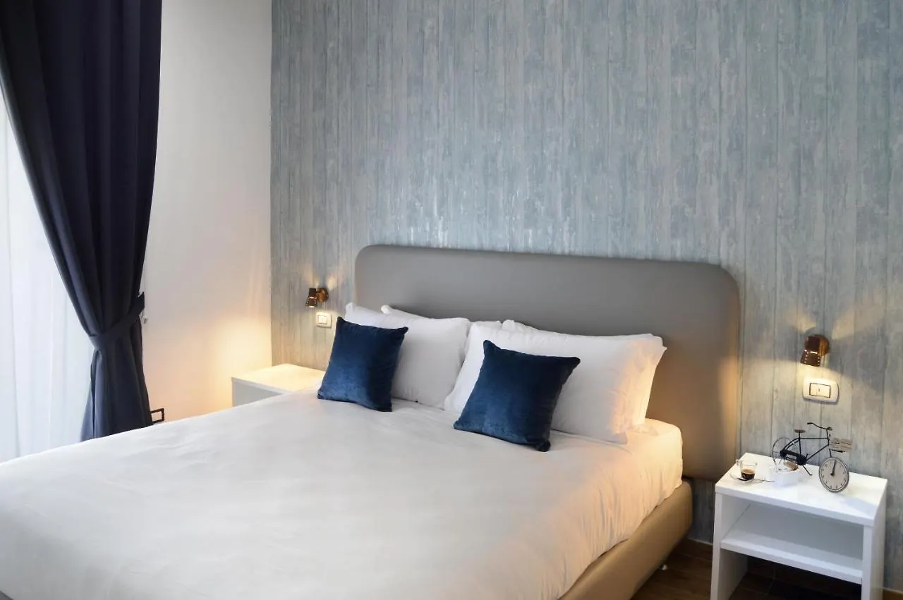 Napoliseason Rooms & Breakfast 5*, Naples Italy